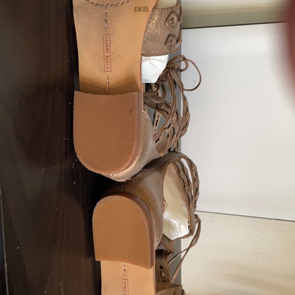 Sandals - Picture 4 of 8